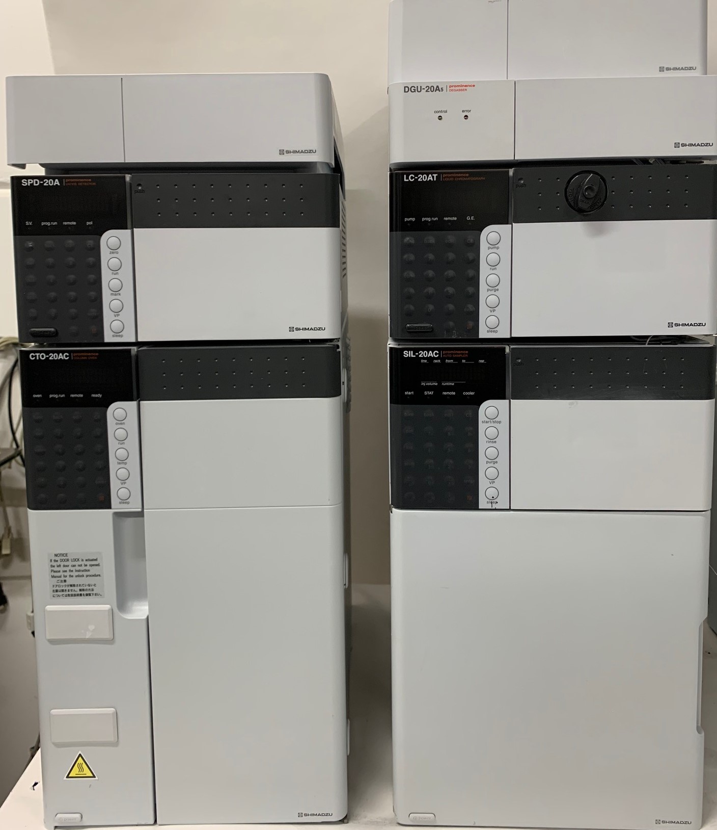 Shimadzu Lc 2010cht Hplc System